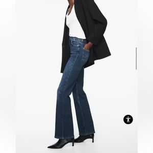 New Zara med wash high rise flare Jean size 0